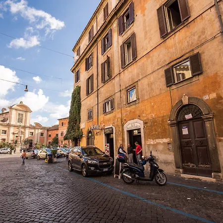 Trastevere Miracle Řím